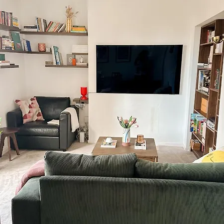 Asthet London Spacious 3 Bed Duplex Near City Center